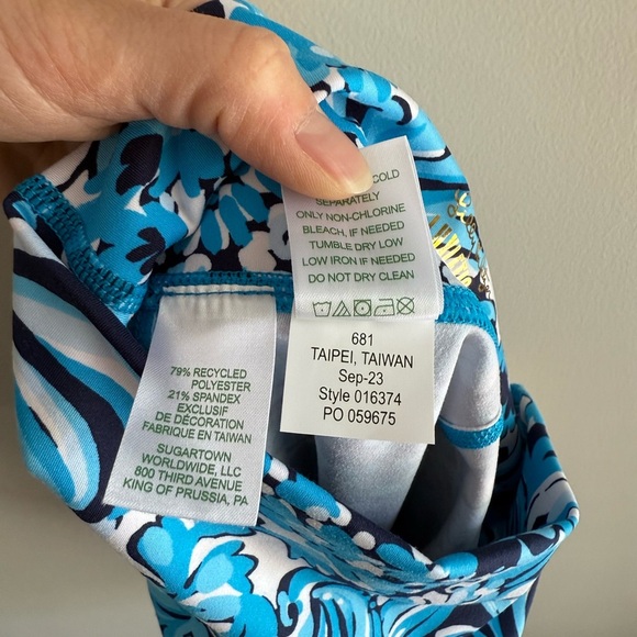 Lilly Pulitzer South Beach High Rise Luxletic Bike Shorts - Size Extra Small XS - Picture 9 of 10